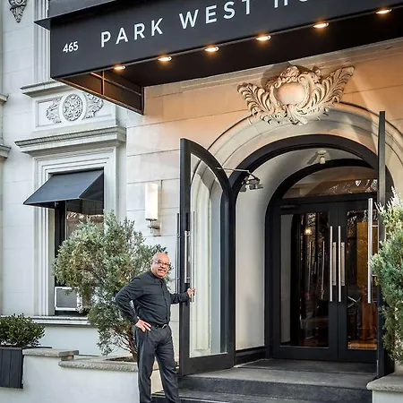 Park West Hotel 